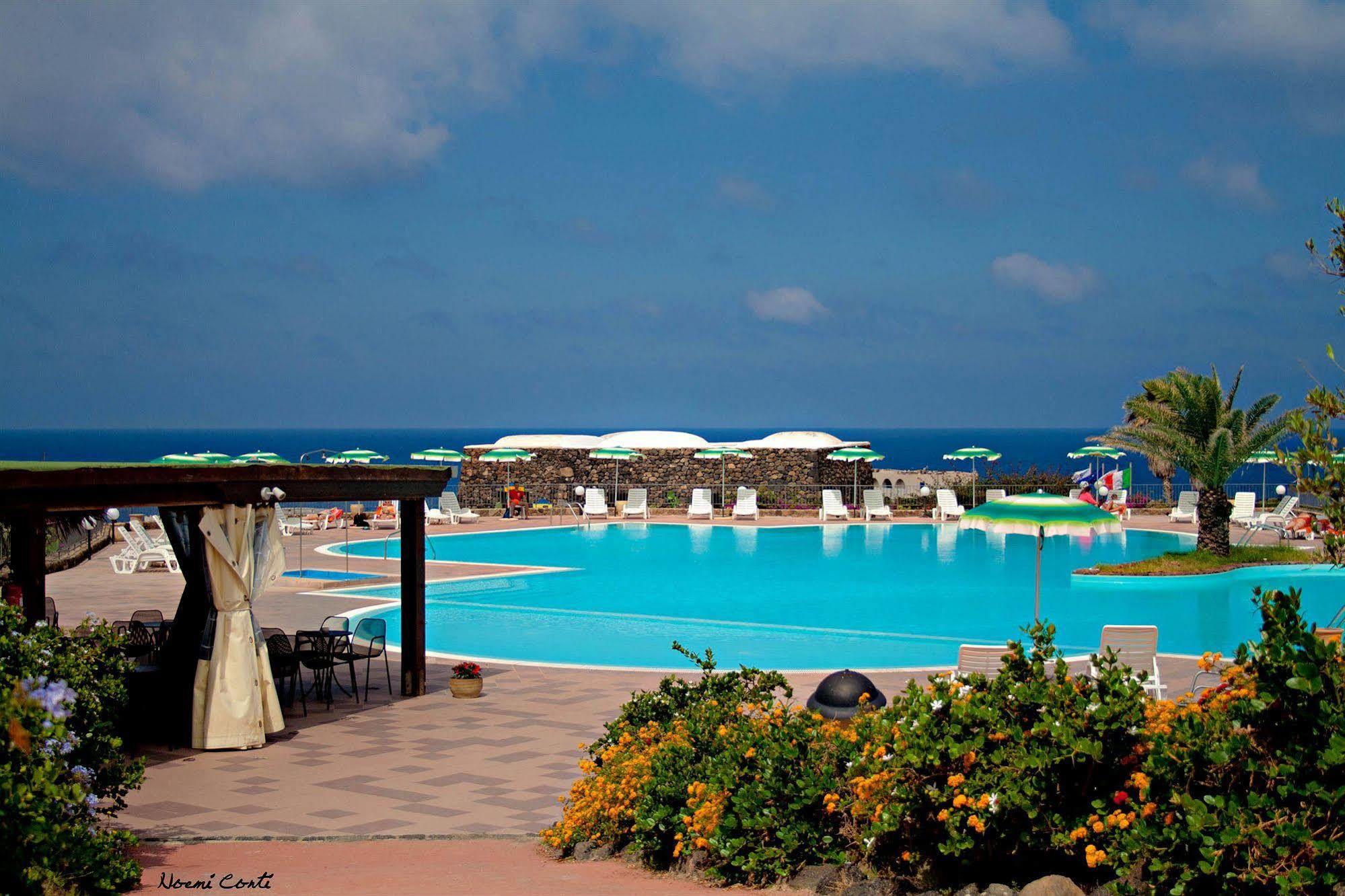 Suvaki Resort Madonna Delle Grazie Dış mekan fotoğraf